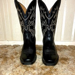 Ariat leather cowboy boots